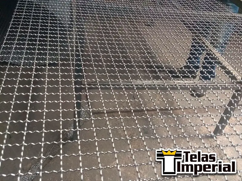 Telas Onduladas - Fabricação Própria